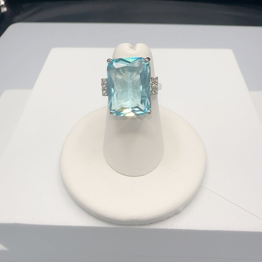 Aquamarine CZ Cocktail Ring Silver Tone Brass Size 5 - Picture 8 of 11